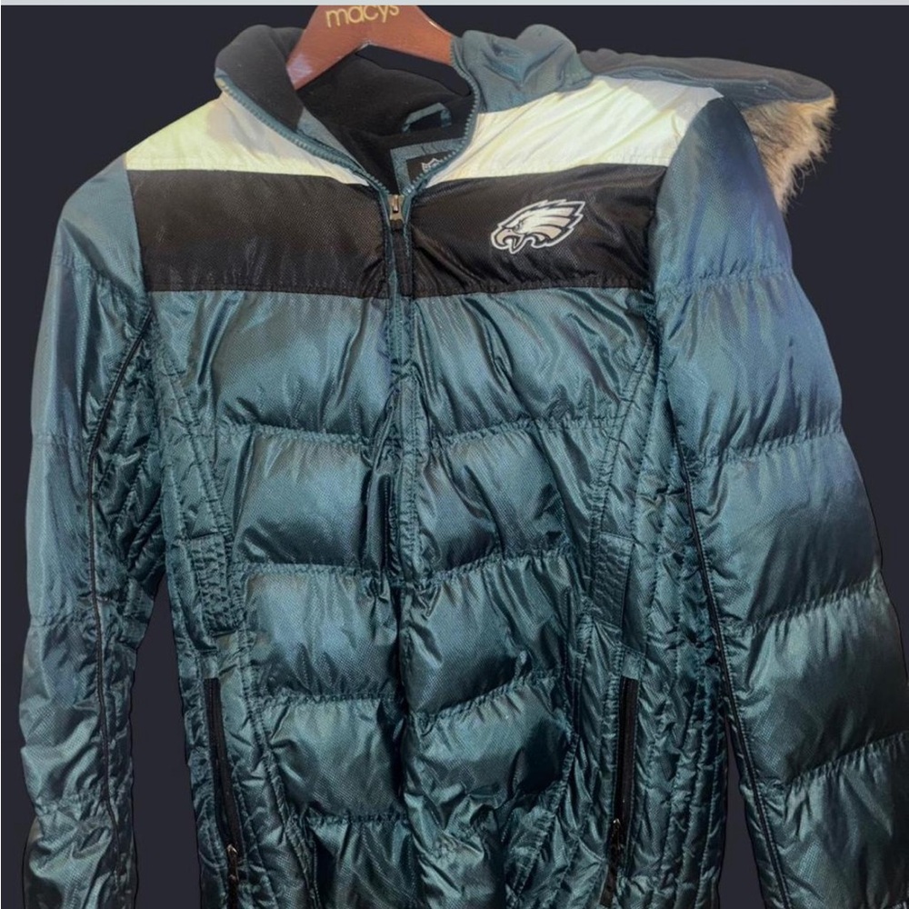 NFL Green and Black Puffer Jacket with Hood